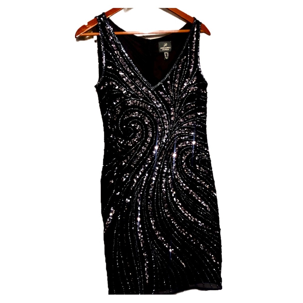 Adrianna Papell Hand Beaded V-Neck Short Sheath Cocktail Dress Size 6